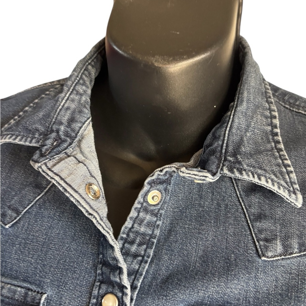 LEVI'S WOMEN'S Medium WASH DENIM LONG SLEEVE PEARL SNAP ULTIMATE
WESTERN SHIRT S - Picture 5 of 14